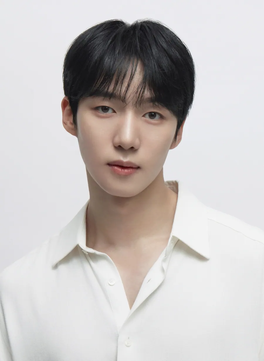 Han Jun-beom, portrait 3