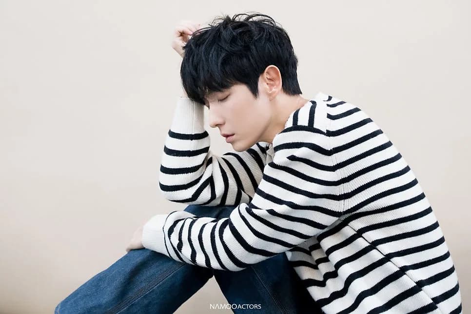 Lee Joon-gi, photo 1 of 9