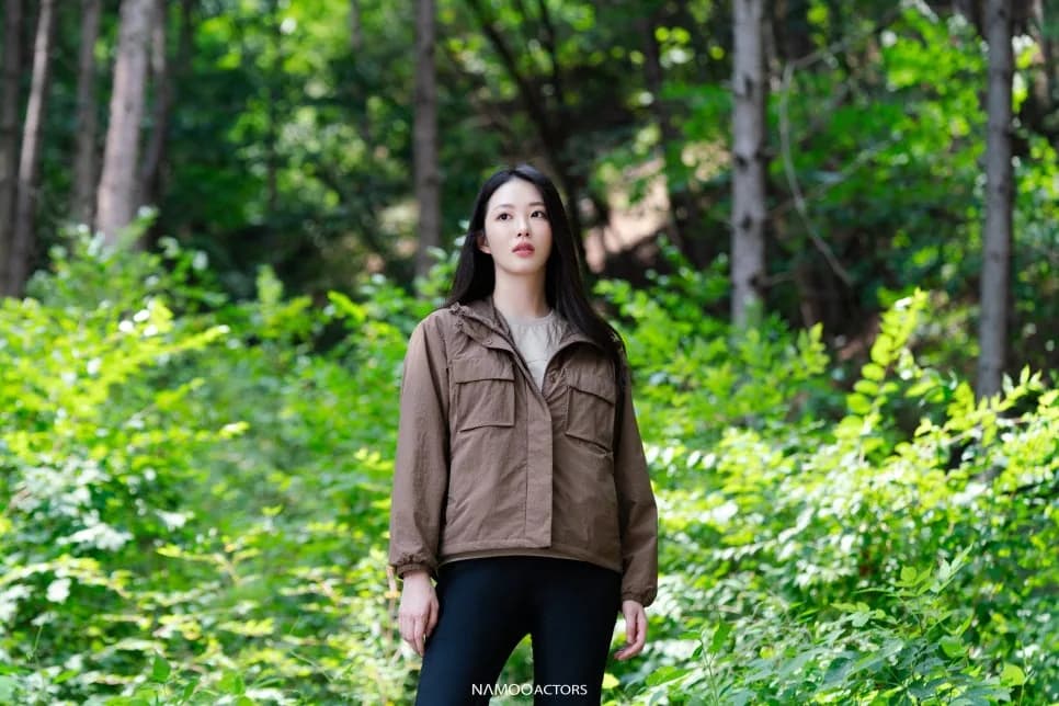 Choi Hyo-ju, photo 1 of 9