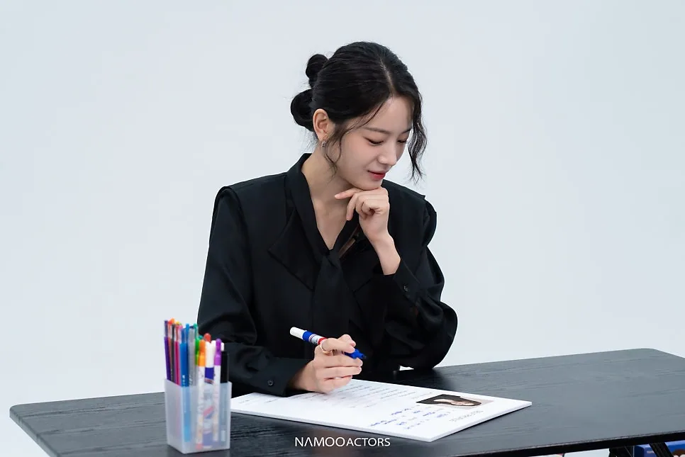 Jang Gyu-ri 사진 10장 중 3번째